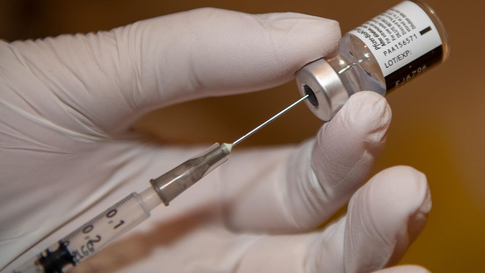 Coronavirus: Panne bei Impfstart – 1000 Biontech-Dosen nicht verwendet