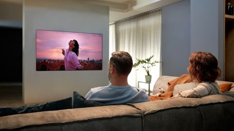 Mini-LED-Fernseher sollen besser aussehen als herkömmliche LCD-TVs, aber günstiger sein als OLEDs.