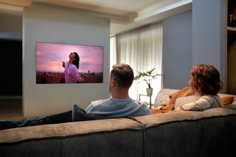 Mini-LED-Fernseher sollen besser aussehen als herkömmliche LCD-TVs, aber günstiger sein als OLEDs.