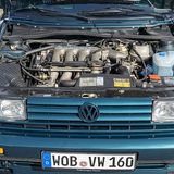 Der Motorraum ist prall gefüllt