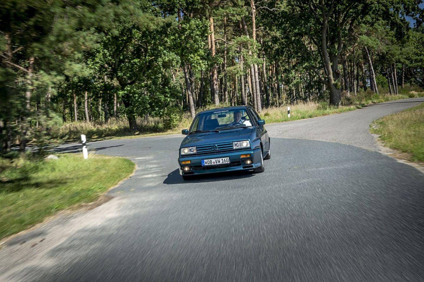 Das Fahrwerk ist straff