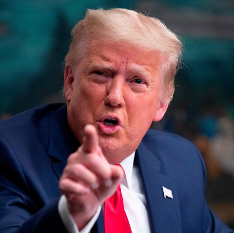 US-Präsident Donald Trump zeigt in die Kamera