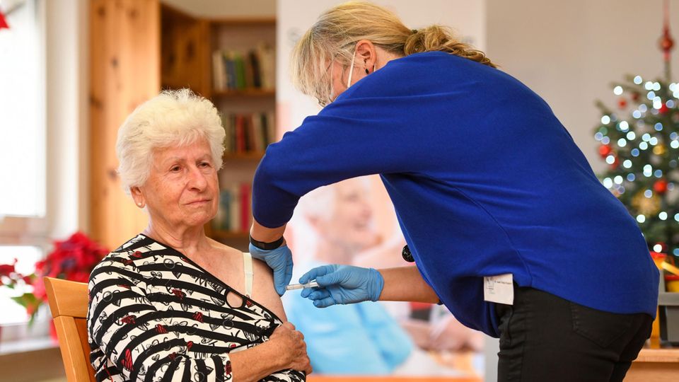 Elke Musialski: Heimleiterin berichtet: Senioren wollen die Corona-Impfung – aber viele Pflegekräfte zögern