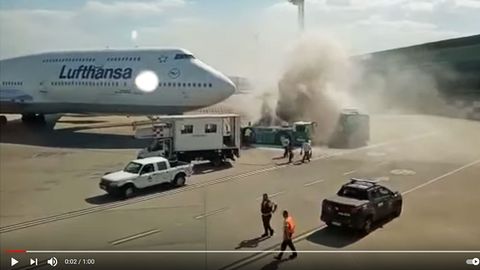 Die Boeing 747-8 der Lufthansa mit der Kennung D-ABYP auf dem Flughafen von Buenos Aires
