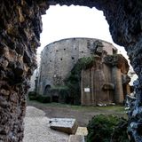 Die Römer bauten mit viel mit Ziegeln und Beton - der Marmor war häufig nur Verkleidung