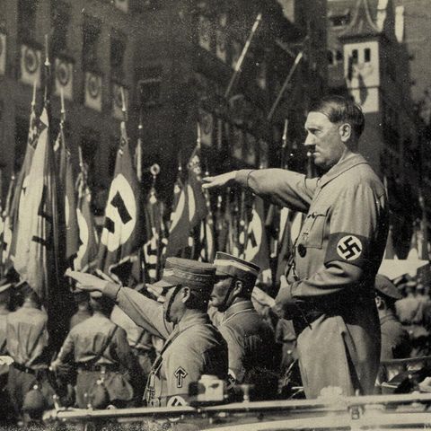 Nürnberg, Reichsparteitag 1934, Adolf Hitler, Blutfahne von 1923, Vorbeimarsch der SA