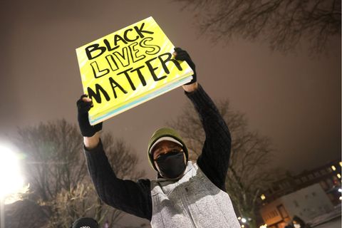 Ein "Black Lives Matter"-Demonstrant in Kenosha, USA