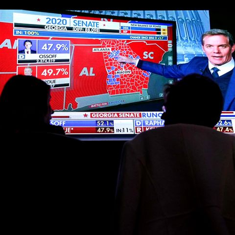Warten auf die Wahlergebnisse: TV-Zuschauer im Grand Hyatt Hotel in Atlanta, Georgia