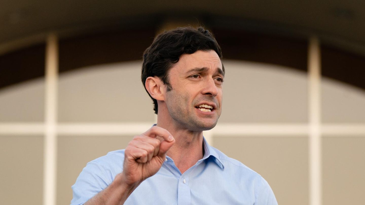 Der demokratische Politiker Jon Ossoff aus Georgia bei einer Rede