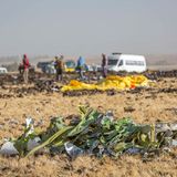 Äthiopien, März 2019  Beim Absturz einer Boeing 737 Max 8 der Ethiopian Airlines kommen alle 157 Insassen ums Leben. Ermittler sehen die eigens für die 737 Max entwickelte Steuerungssoftware MCAS als Unglücksursache. Auch der US-Flugzeugbauer räumt das ein.
