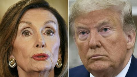 Links ist das Gesicht von Nancy Pelosi zu sehen, rechts das von Donald Trump