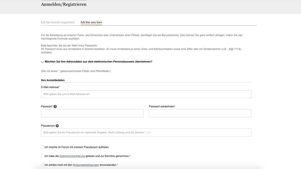 Schritt für Schritt erklärt: E-Mail-Adresse und Passwort müssen eingegeben werden. Ein Pseudonym ist freiwillig E-Mail-Adresse und Passwort müssen eingegeben werden. Ein Pseudonym ist freiwillig