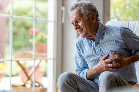 Die Diagnose: Er bekommt schwer Luft. Schuld ist ein Ausschlag vor langer Zeit