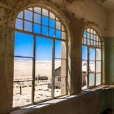 Im Gegensatz zu anderen Geisterstädten im Sperrgebiet ist Kolmanskop inzwischen wieder für Touristen zugänglich
